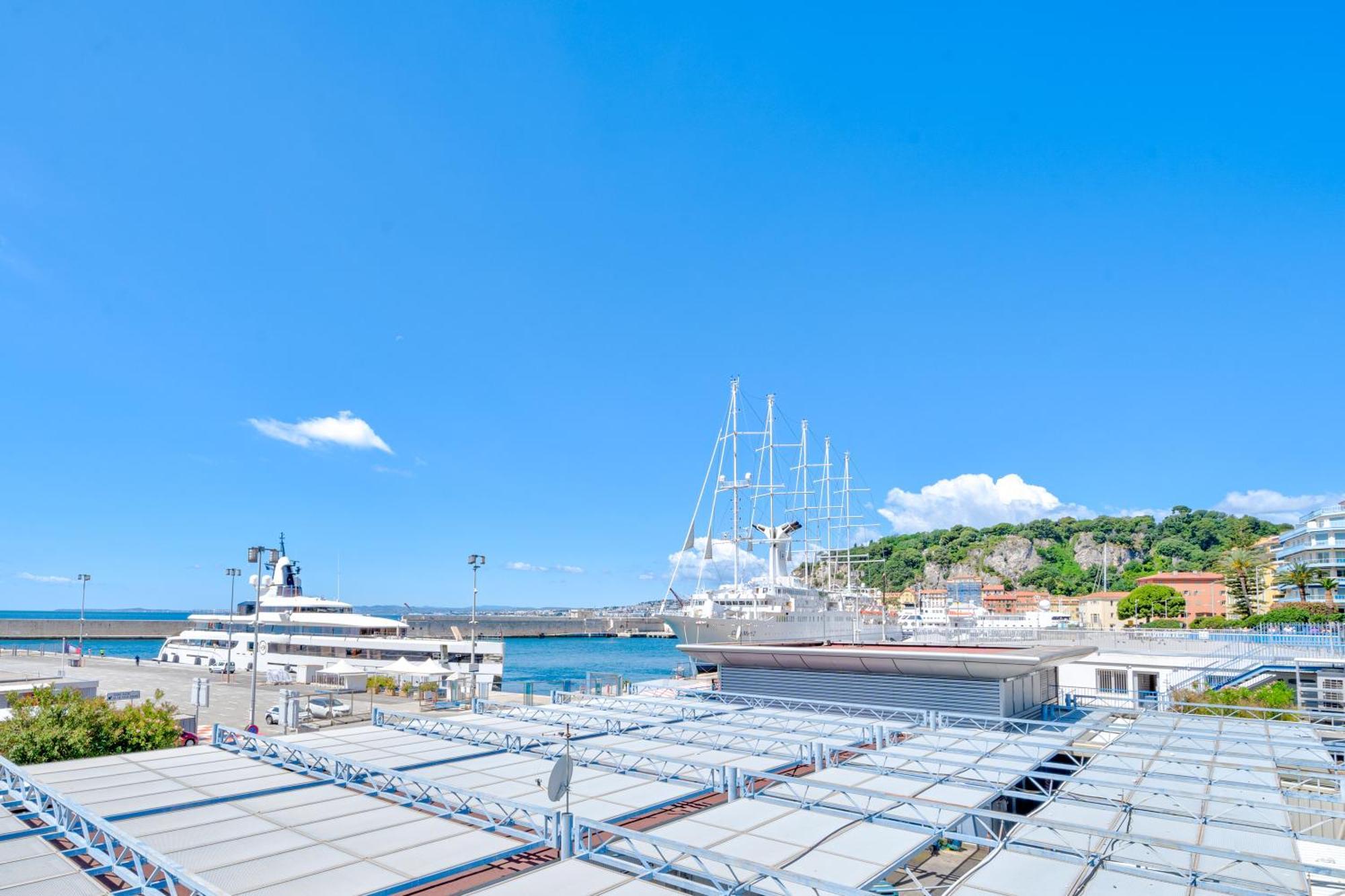 Port De Nice, * Nizza